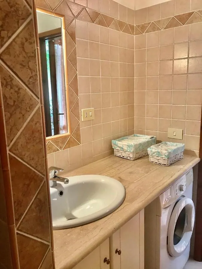 Kathy Apartment Cannigione Holiday home