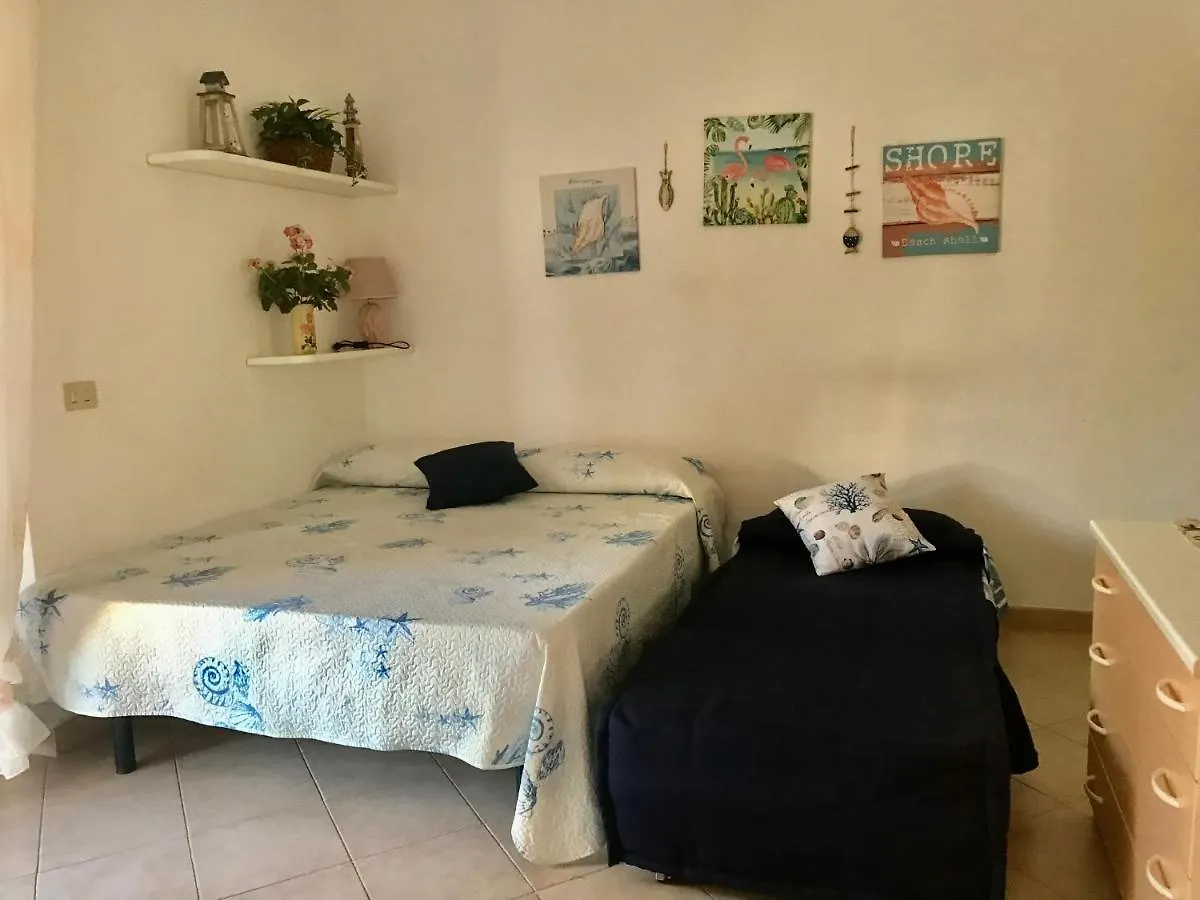Kathy Apartment Cannigione 0*,